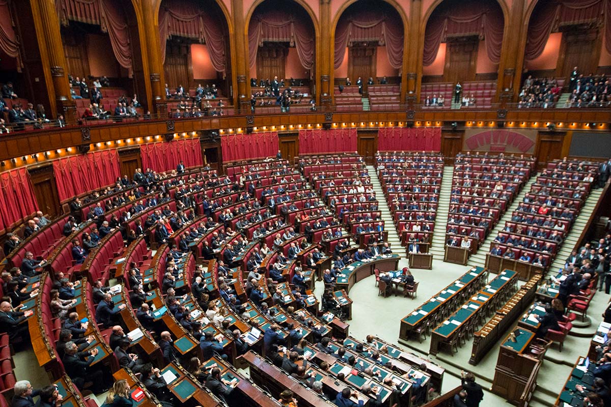 parlamento italiano immagine di anteprima parlamento italiano immagine di anteprima